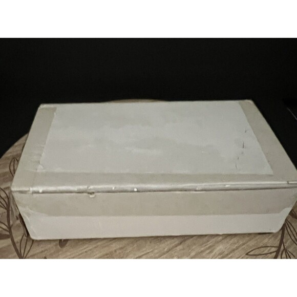 LENOX Tender Love Elephants Keepsake Oval Box w lid 24kt Gold trim Trinket Dish - Picture 12 of 12